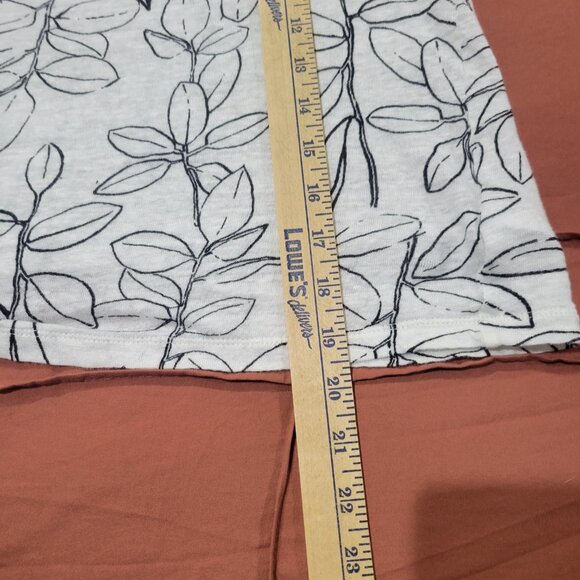 Cynthia Rowley Linen Cap Sleeve Slightly Cropped Top Size Medium EUC - Picture 10 of 10